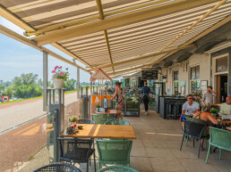 Terras Hotel Restaurant Hoogeerd Nifrik